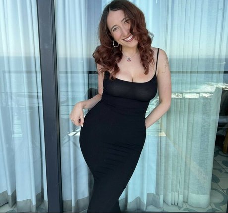 Funnyhotandnice pornstar nice archive