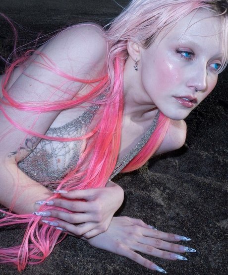 Chloe Moriondo pretty pornstar gallery