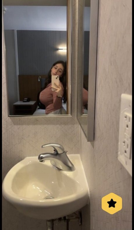 Mor Nissan sexy pornstar galleries