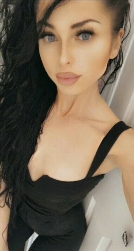 spicypeach8 erotic model gallery