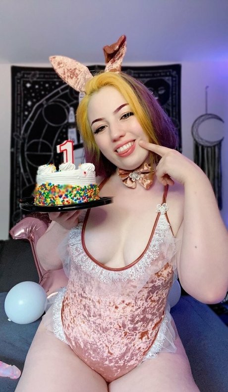 Scarlix star top picture