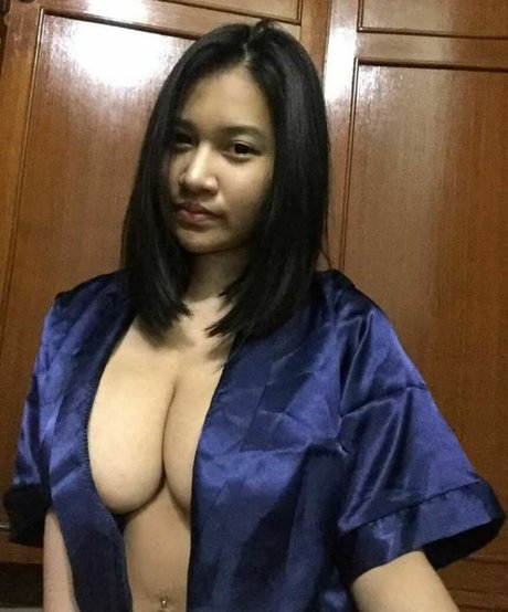Warunee Thanyaphu pornographic actress pic