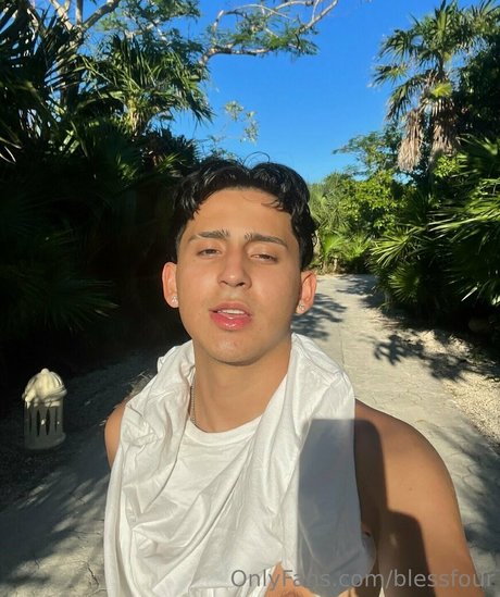 blessfour nude actress pic