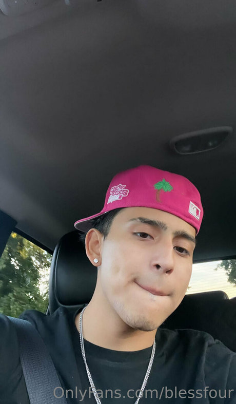 blessfour hot model photo