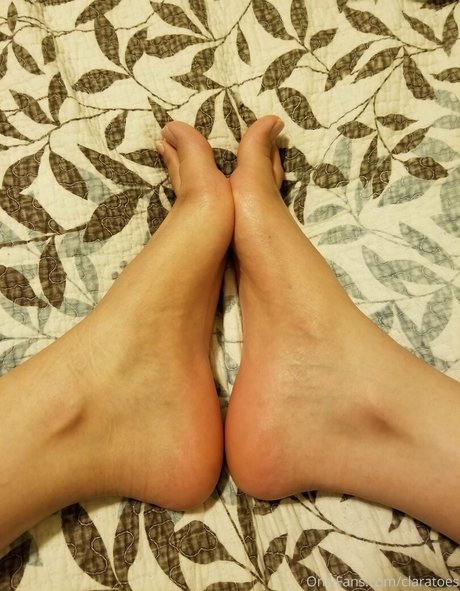 claratoes pretty model pics