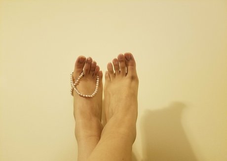 claratoes pretty actress image