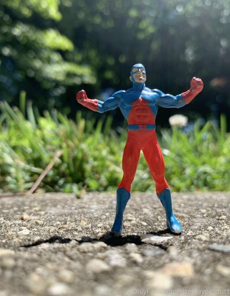 sizeplayproduct free actress pic