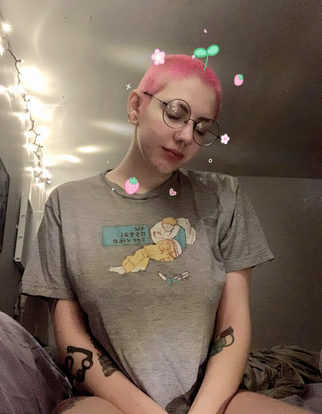 sthenonsfwfree nude model img