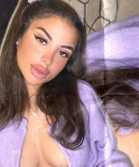 Helia Soltani pornstar nude archive