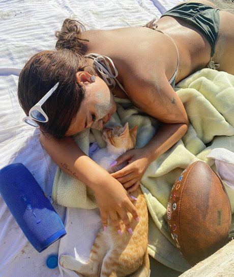 Helia Soltani model erotic galleries