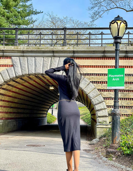 serenasahirnyc nudes actress photo