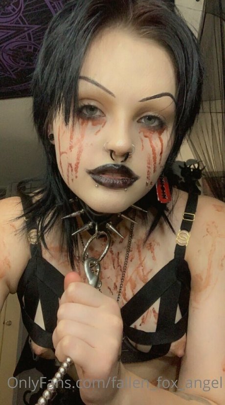 Fallen fox angel star exclusive pics