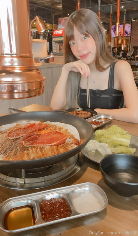 roselle888 xxx pornstar image