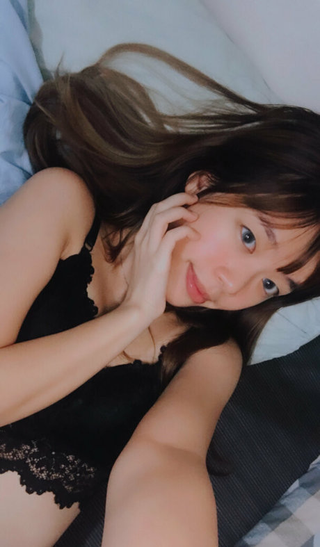 roselle888 naked star pics