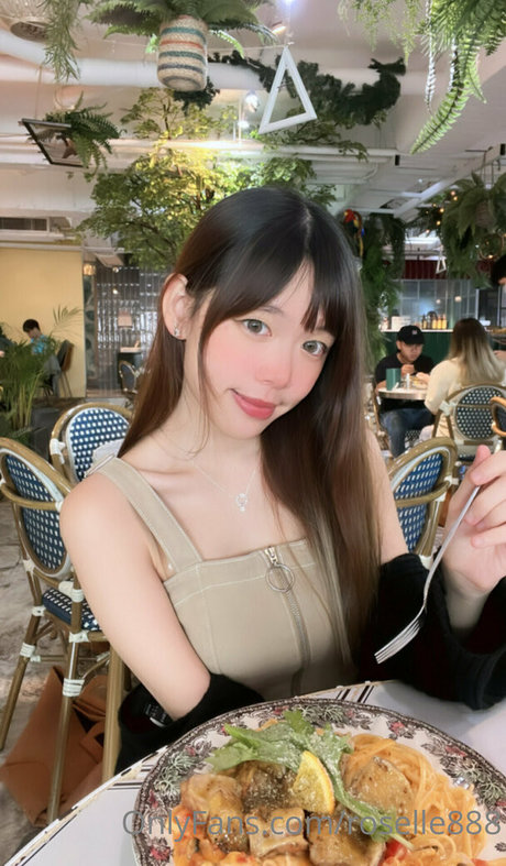 roselle888 hd actress pics