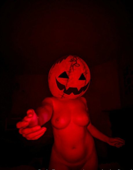 gemsbokafterd star naked img