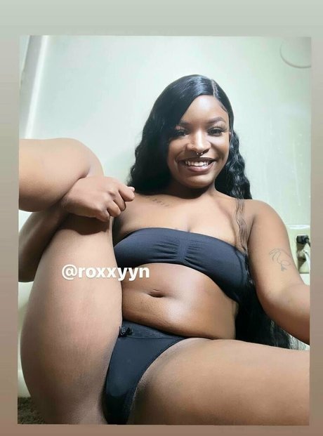 ravenchildfree naked star pic