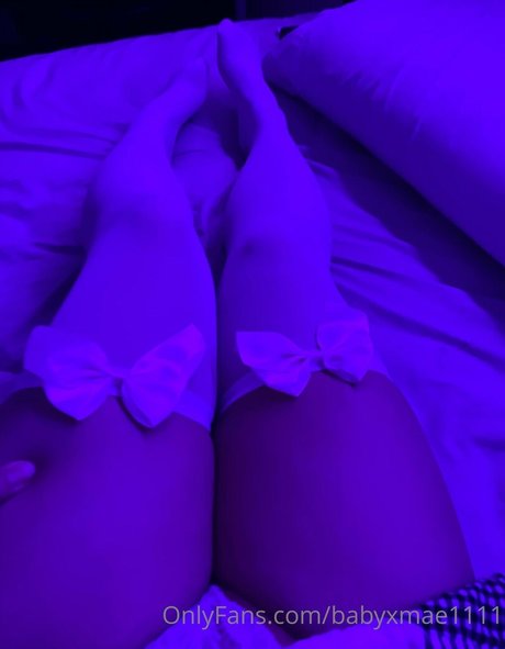 babyxmae1111 pornstar top image