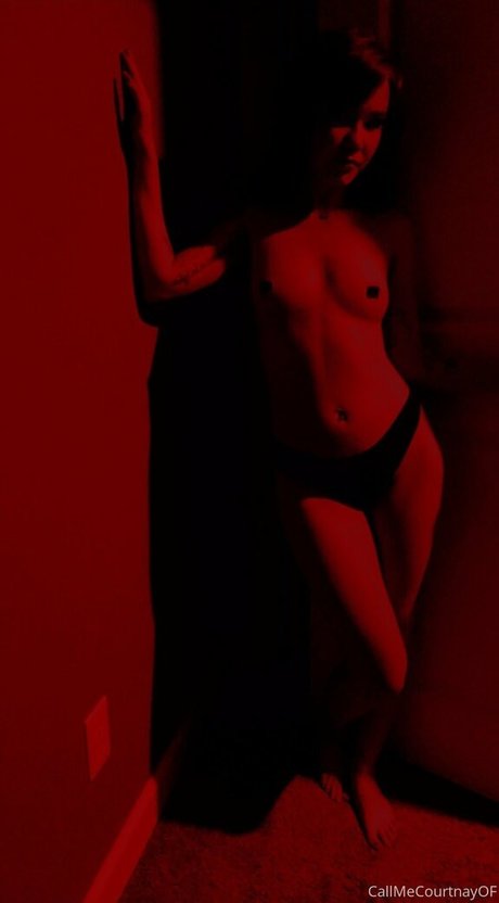 callmecourtnay star naked img