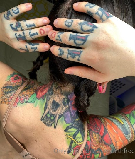 ravenraithfree hot star img