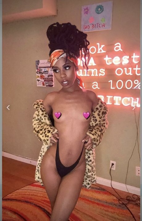 Urfavgirlfriend star hot archive