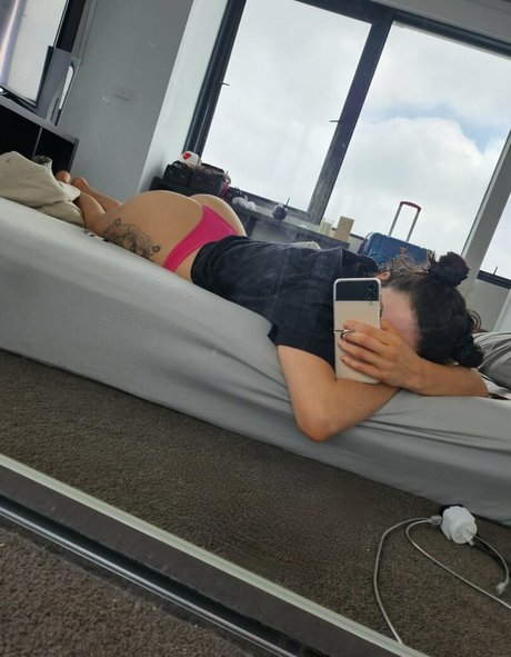 Tommi Terror porn actress archive