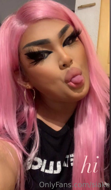 siake star naked galleries