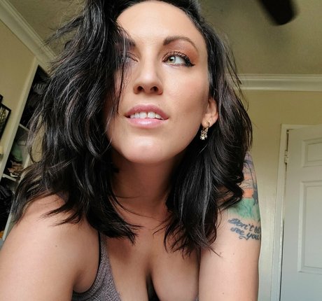 Evil Little Creature pornstar nice pic