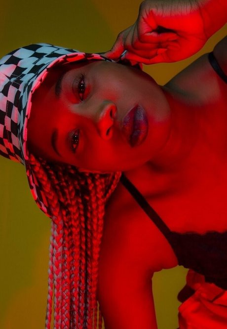 onlywolve free actress pic