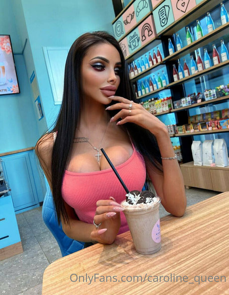 Caroline Queen top pornstar photo