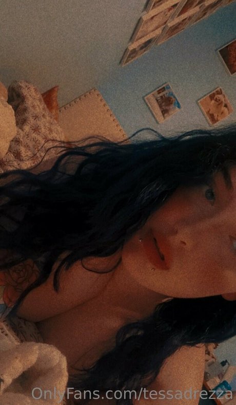 tessadrezza pornographic model gallery