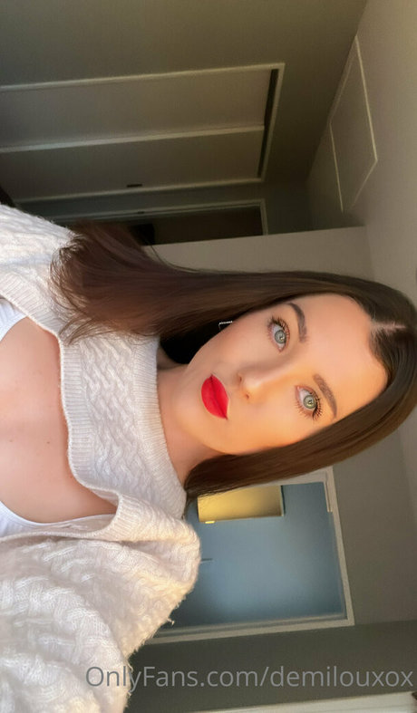 demilouxox actress pictures