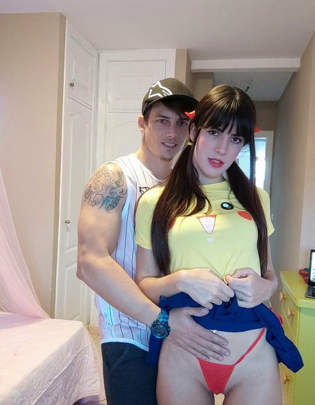 lenidollcastle hot actress image