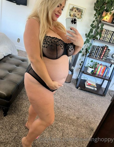 travelinghoppy model sex pictures