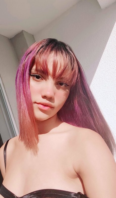 nin lala high quality actress photo