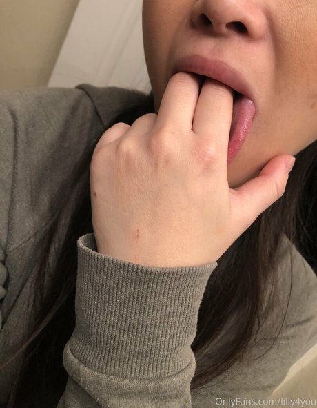 lilly4you pornstar adult gallery