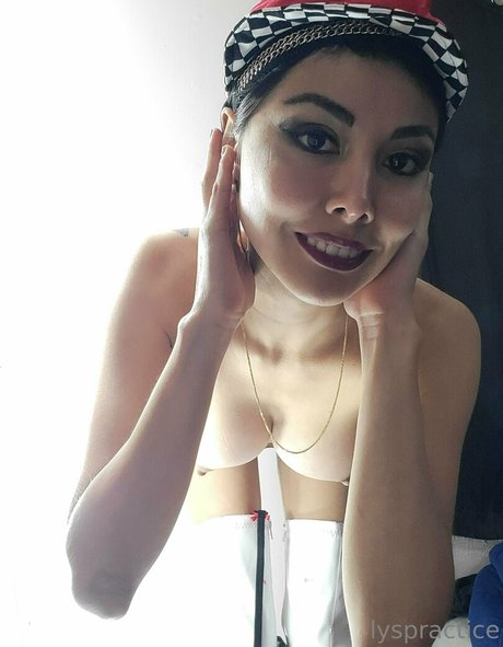 Lyspractice model sex photos
