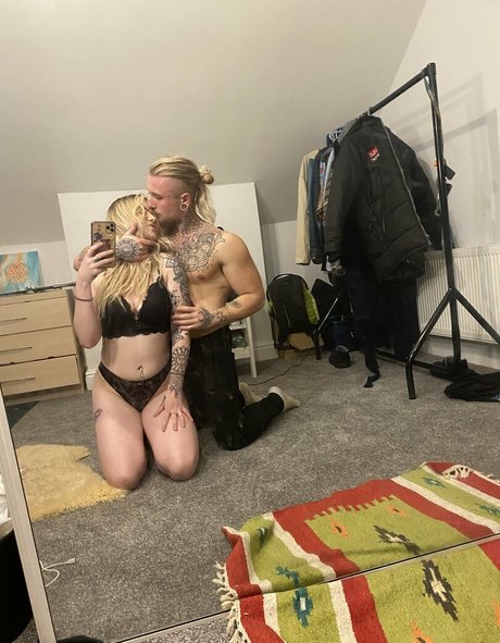 elizaking star pornographic image