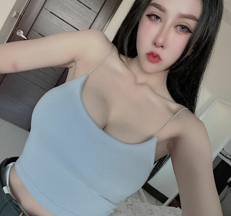 Wei Ling_ actress picture