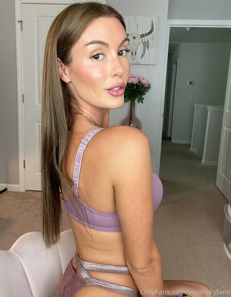 carolinawhite54 high quality star archive