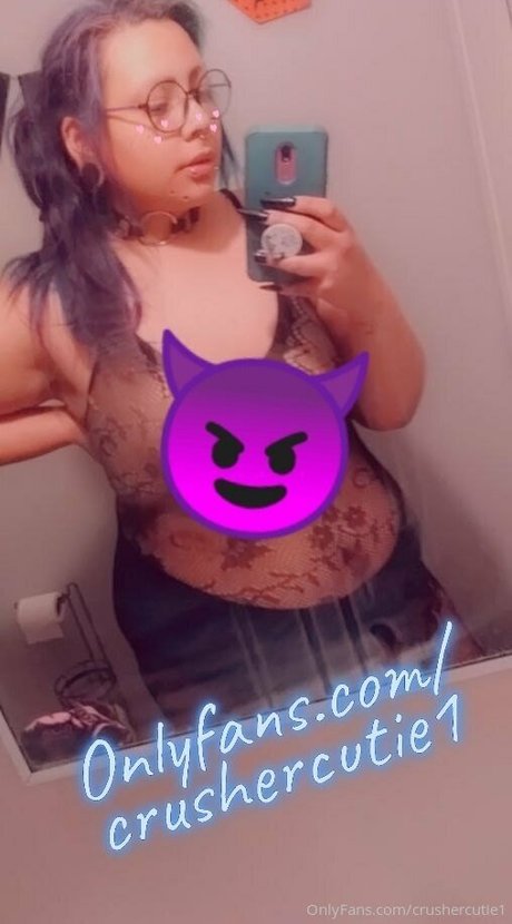 crushercutie1 star adult photo