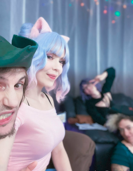 amberlaray model top archive