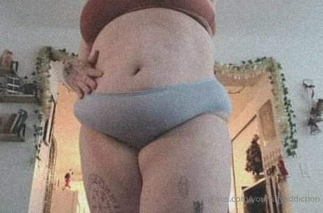 yourtinyaddiction beautiful model images