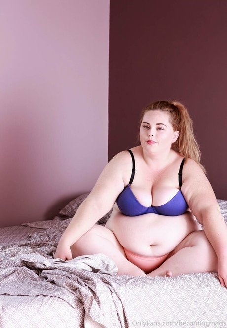 becomingmads pornstar hot photo