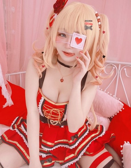 Takanashi Hanari sexy model photos