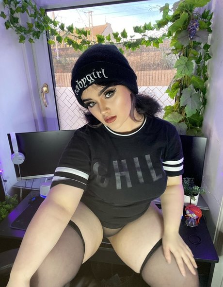 mechedaily nude pornstar pic