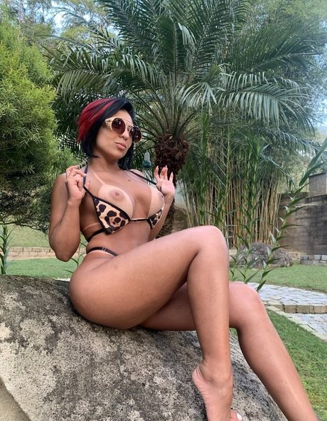 Aninha Lopes naked pornstar photos