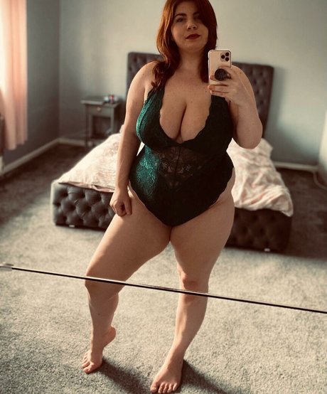 Billie Porter star naked image