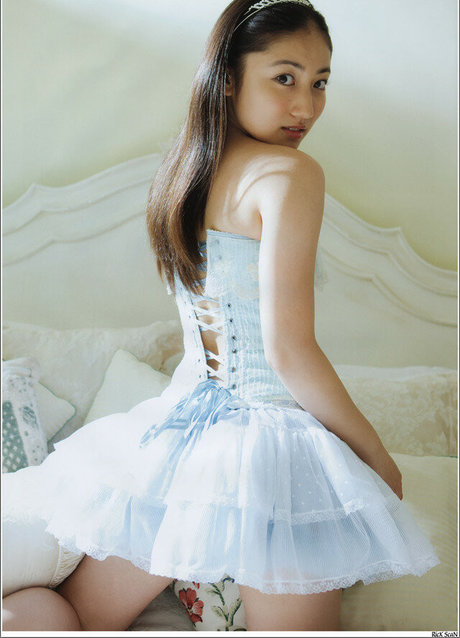 Saaya Irie model naked gallery