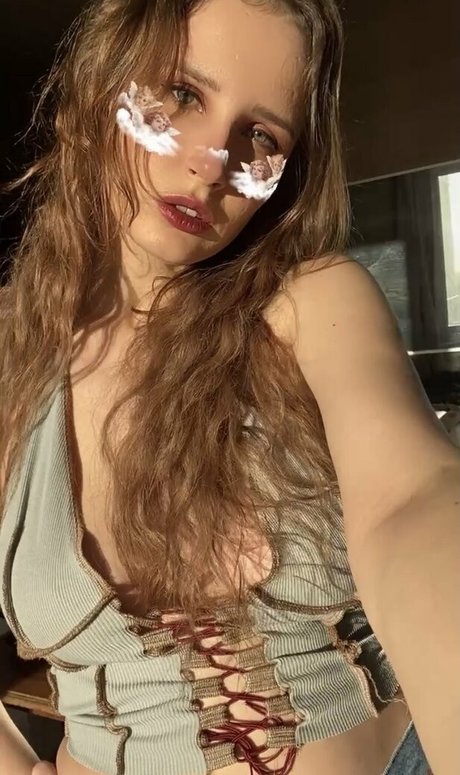 lavocado model hd photos